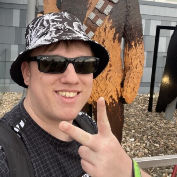 Profile picture of Ari_Levinson