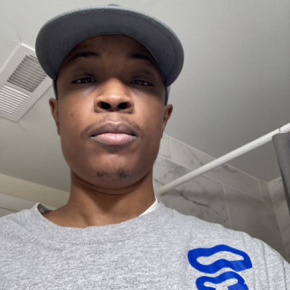 Profile picture of icemoney27
