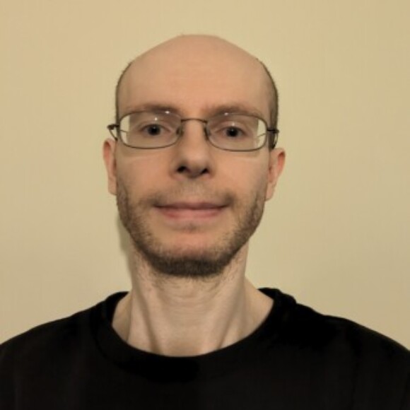 Profile picture of Simon