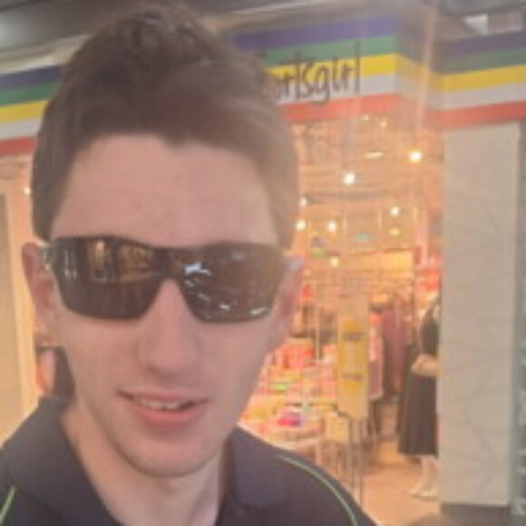 Profile picture of Alex
