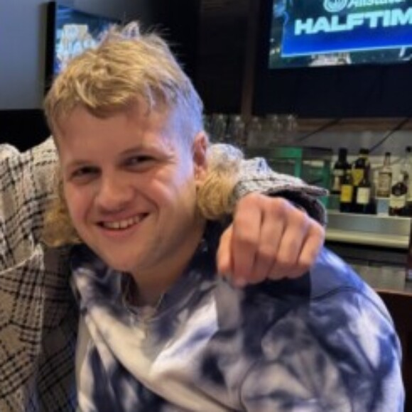 Profile picture of Hayden64