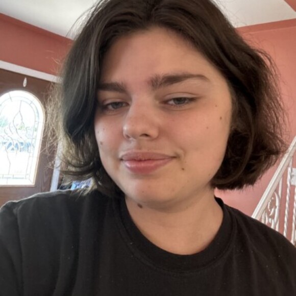 Profile picture of Shellie