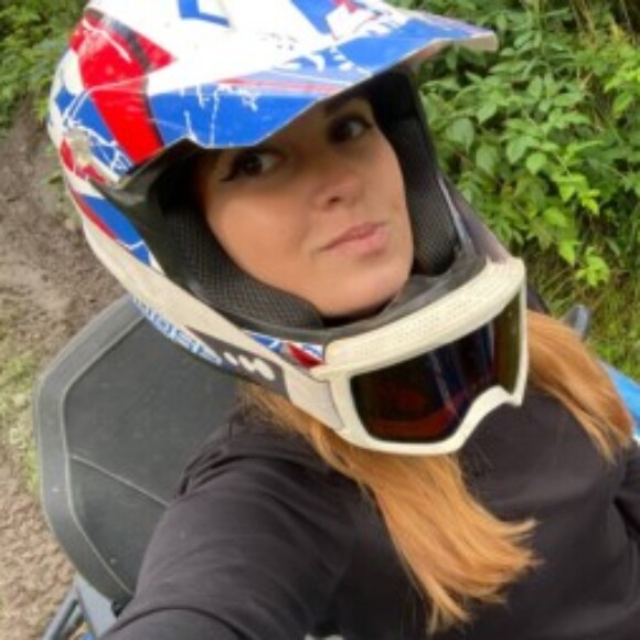 Profile picture of LolaGrey111