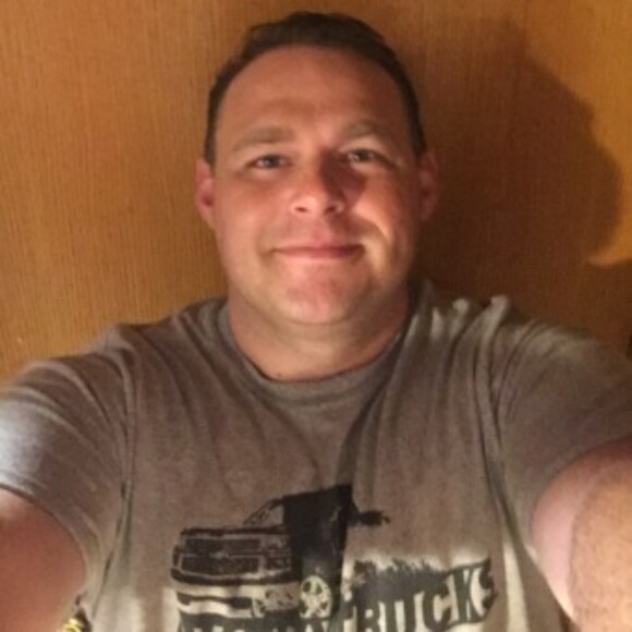 Profile picture of chris664