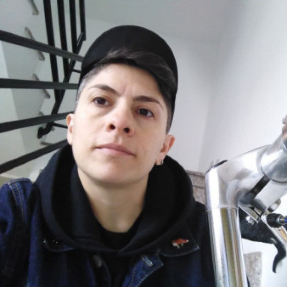 Profile picture of P*