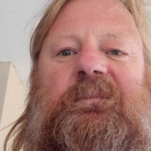 Profile picture of leon hall